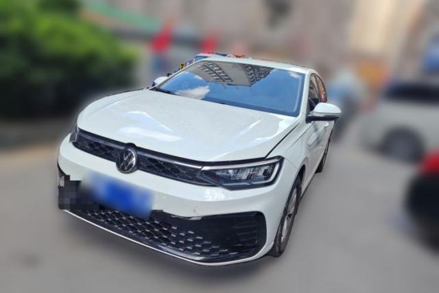 Ojetý Volkswagen Lavida 2023 New Rui 1.5L Automatic New Yi Edition