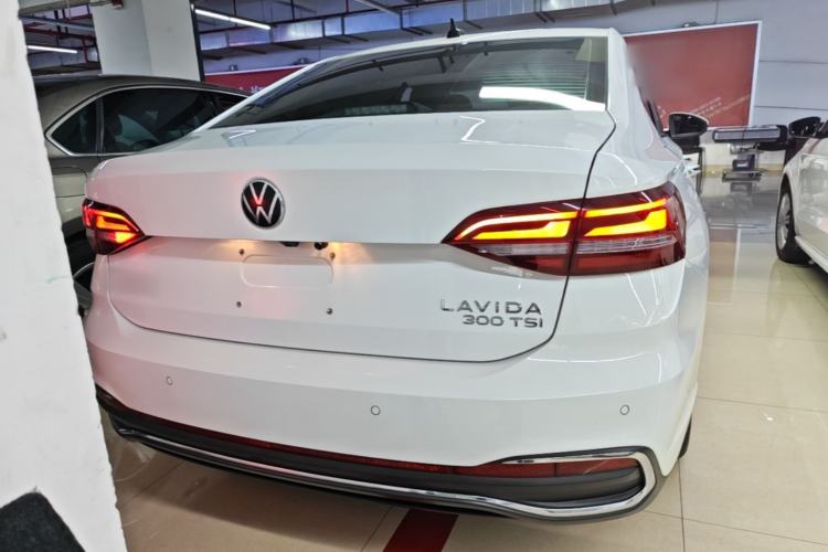 Used Volkswagen Lavida 2023 300TSI DSG Full-Comfort Edition Rear