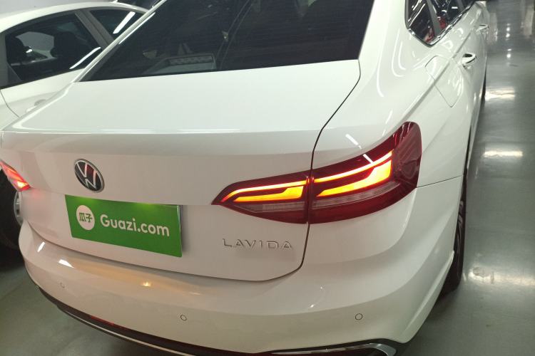 Used Volkswagen Lavida 2023 300TSI DSG Full-Comfort Edition Rear