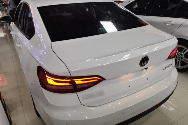 Used Volkswagen Lavida 2023 1.5L Automatic De Yi Edition Rear Left 45 Deg