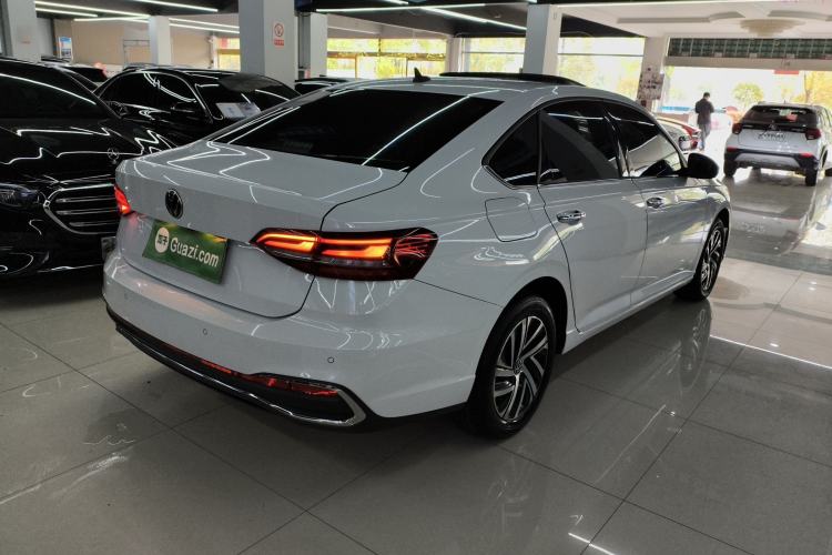 Used Volkswagen Lavida 2023 1.5L Automatic Full-Comfort Edition Rear Right 45 Deg