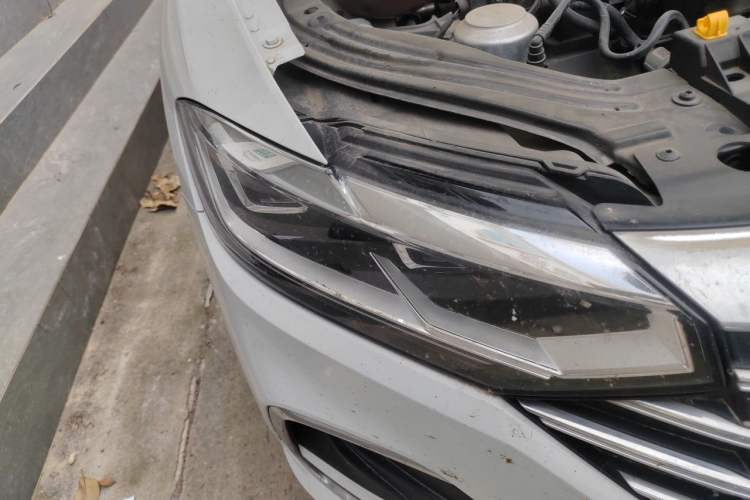 Used Volkswagen Lavida 2023 1.5L Automatic 5 Million Edition Right Front Headlight