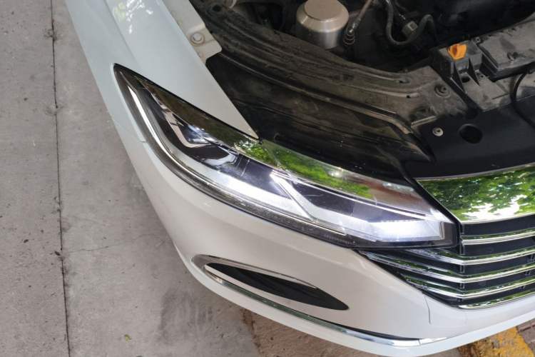 Used Volkswagen Lavida 2023 1.5L Automatic 5 Million Edition Right Front Headlight