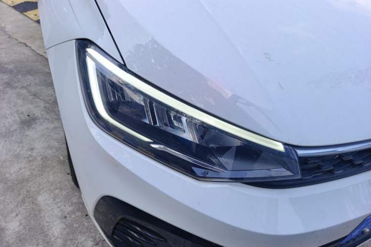 Used Volkswagen Lavida 2023 New Sharp 1.5L Automatic Excellent New Edition Right Front Headlight