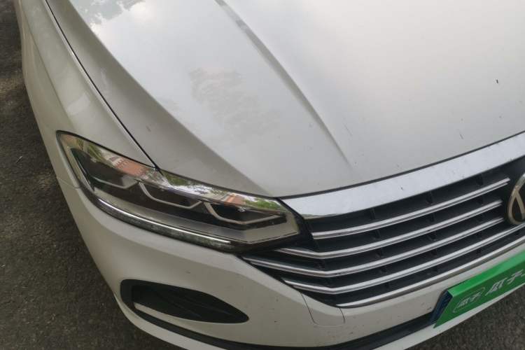 Used Volkswagen Lavida 2023 1.5L Automatic De Yi Edition Right Front Headlight