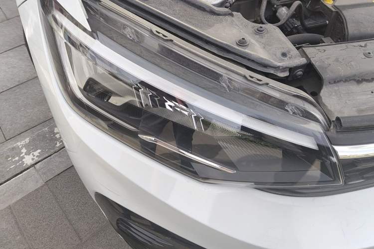 Used Volkswagen Lavida 2023 New Sharp 1.5L Automatic Excellent New Edition Right Front Headlight