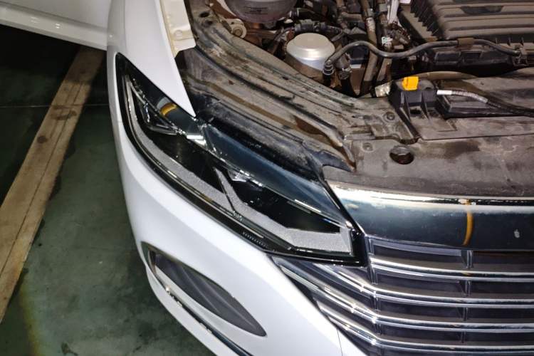 Used Volkswagen Lavida 2023 280TSI DSG Full-Comfort Edition Right Front Headlight