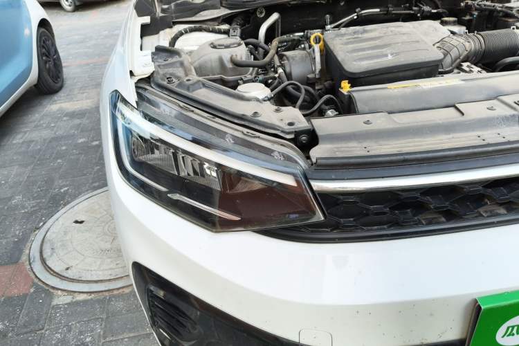 Used Volkswagen Lavida 2023 New Rui 1.5L Automatic New Yi Edition Right Front Headlight