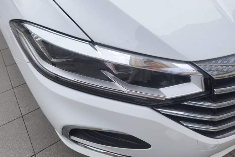 Used Volkswagen Lavida 2023 1.5L Automatic 5 Million Edition Right Front Headlight