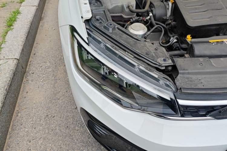 Used Volkswagen Lavida 2023 New Sharp 1.5L Automatic Excellent New Edition Right Front Headlight