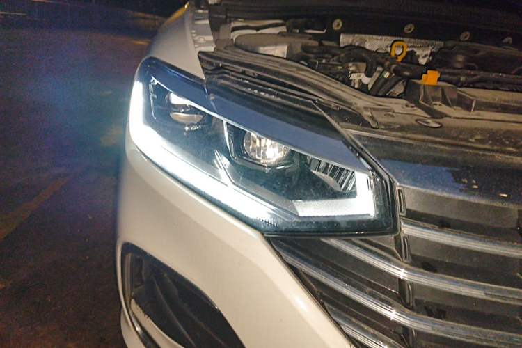 Used Volkswagen Lavida 2023 300TSI DSG Full-Comfort Edition Right Front Headlight
