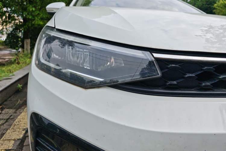 Used Volkswagen Lavida 2023 New Sharp 1.5L Automatic Excellent New Edition Right Front Headlight