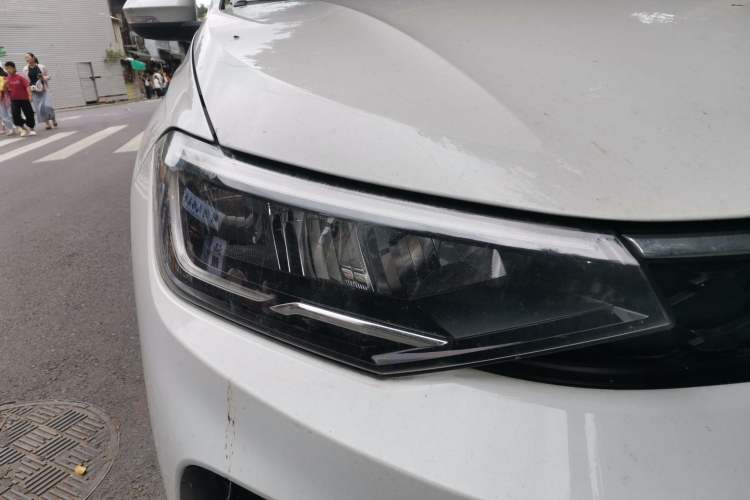 Used Volkswagen Lavida 2023 New Sharp 1.5L Automatic Excellent New Edition Right Front Headlight