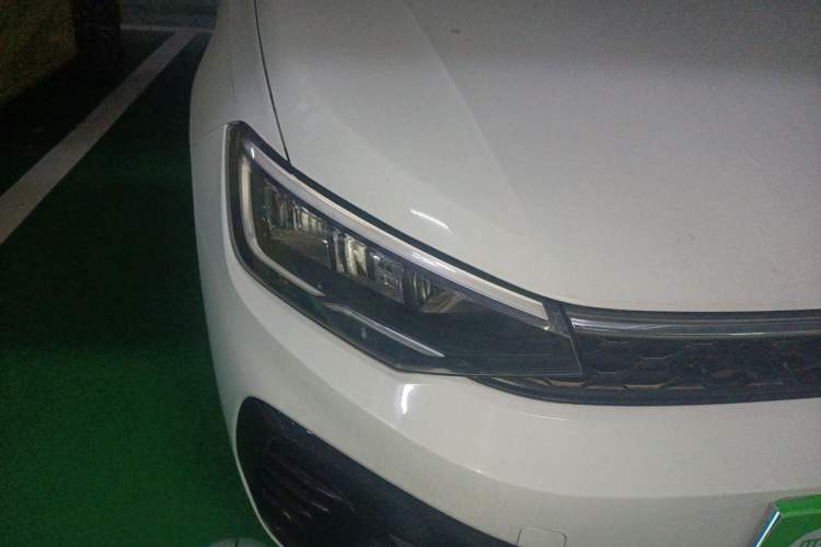 Used Volkswagen Lavida 2023 New Rui 1.5L Automatic New Yi Edition Right Front Headlight