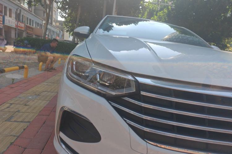 Used Volkswagen Lavida 2023 300TSI DSG Full-Comfort Edition Right Front Headlight