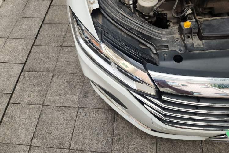 Used Volkswagen Lavida 2023 1.5L Automatic 5 Million Edition Right Front Headlight