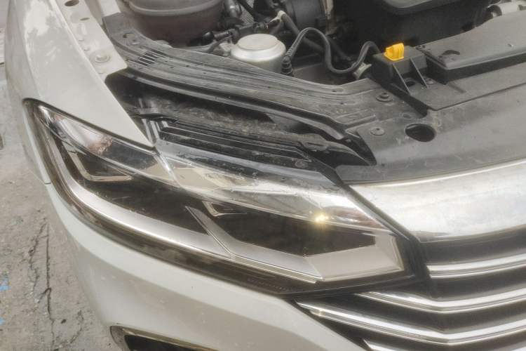 Used Volkswagen Lavida 2023 1.5L Automatic 5 Million Edition Right Front Headlight