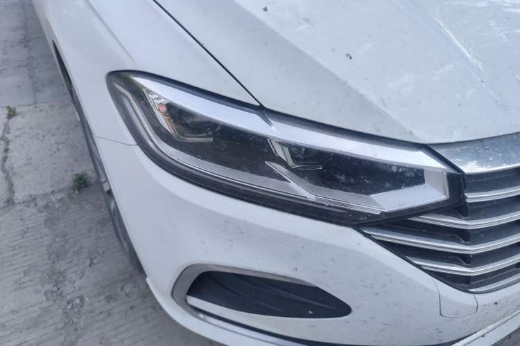Used Volkswagen Lavida 2023 1.5L Automatic 5 Million Edition Right Front Headlight
