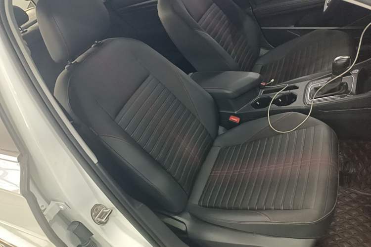 Used Volkswagen Lavida 2023 280TSI DSG Starry Sky Deluxe Edition Right Front Seat