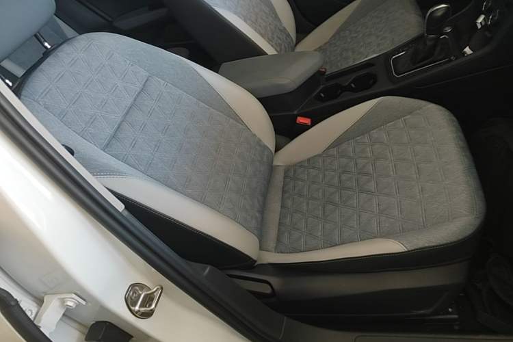 Used Volkswagen Lavida 2023 280TSI DSG Full-Comfort Edition Right Front Seat