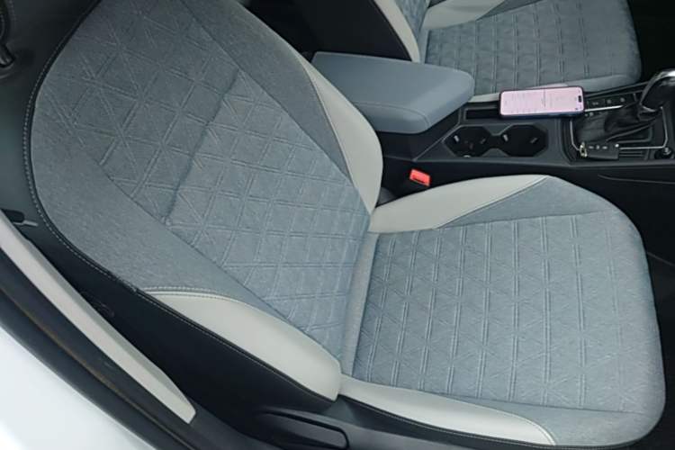 Used Volkswagen Lavida 2023 280TSI DSG Full-Comfort Edition Right Front Seat