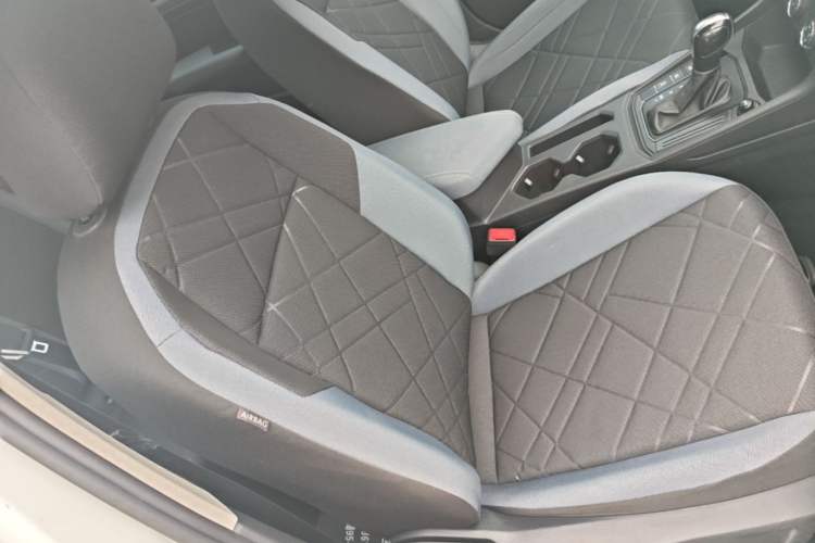 Used Volkswagen Lavida 2023 1.5L Automatic De Yi Edition Right Front Seat