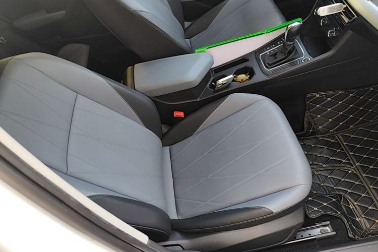 Used Volkswagen Lavida 2023 Revised Version 1.5L Automatic Starry Sky Edition – 5 Million Units Right Front Seat