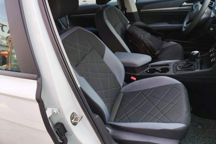 Used Volkswagen Lavida 2023 1.5L Automatic De Yi Edition Right Front Seat