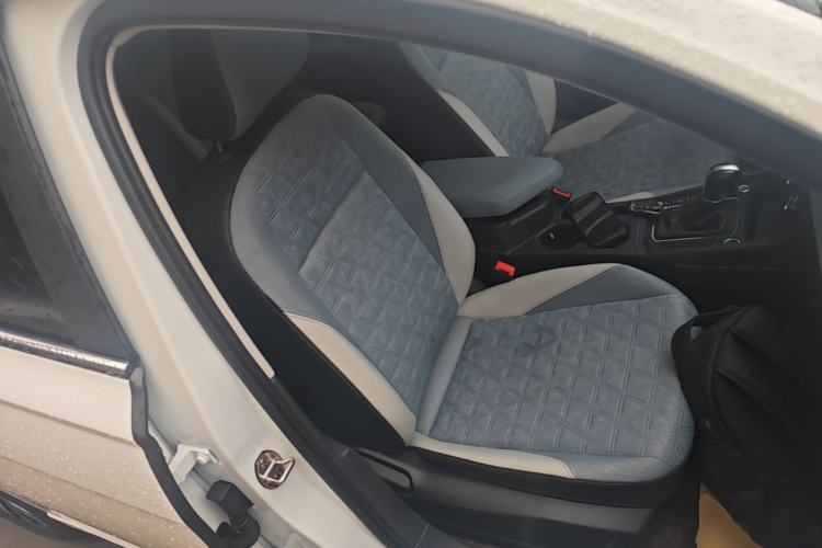 Used Volkswagen Lavida 2023 280TSI DSG Full-Comfort Edition Right Front Seat