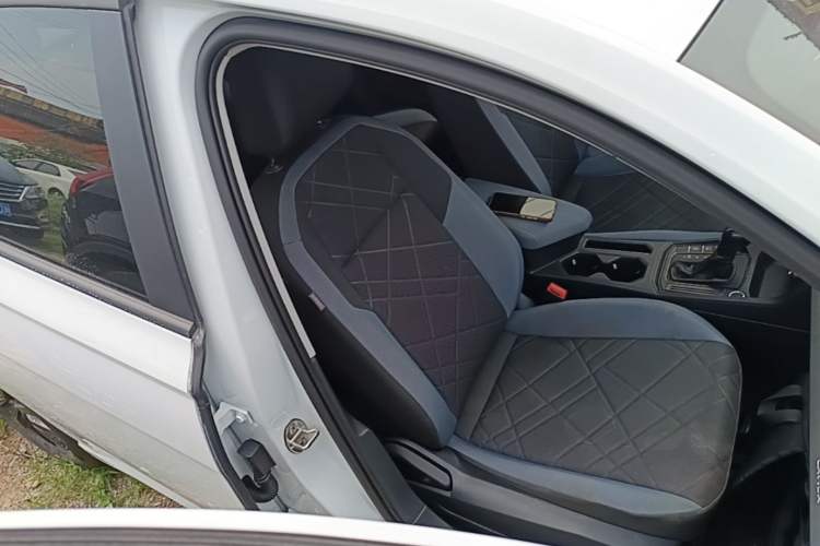 Used Volkswagen Lavida 2023 1.5L Automatic De Yi Edition Right Front Seat