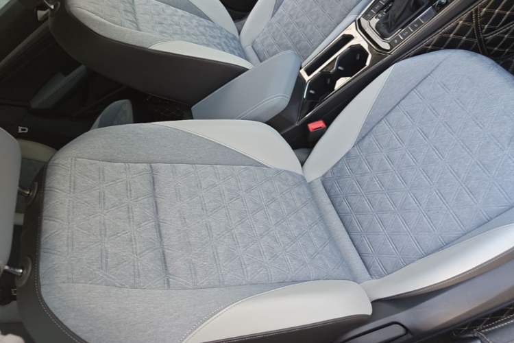 Used Volkswagen Lavida 2023 300TSI DSG Full-Comfort Edition Right Front Seat