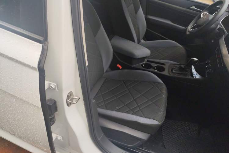 Used Volkswagen Lavida 2023 1.5L Automatic De Yi Edition Right Front Seat