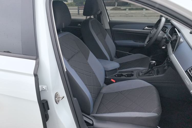 Used Volkswagen Lavida 2023 1.5L Automatic De Yi Edition Right Front Seat
