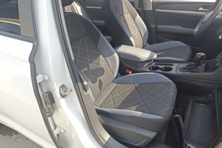 Used Volkswagen Lavida 2023 Revised 1.5L Automatic DeYi Edition Right Front Seat