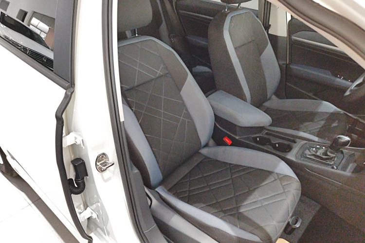 Used Volkswagen Lavida 2023 Revised 1.5L Automatic DeYi Edition Right Front Seat