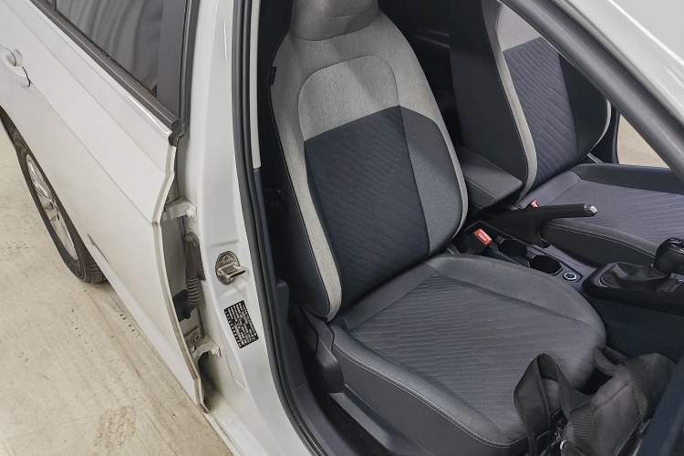 Used Volkswagen Lavida 2023 New Sharp 1.5L Automatic Excellent New Edition Right Front Seat