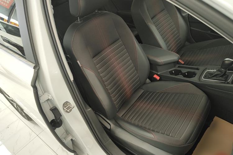 Used Volkswagen Lavida 2023 280TSI DSG Starry Sky Deluxe Edition Right Front Seat
