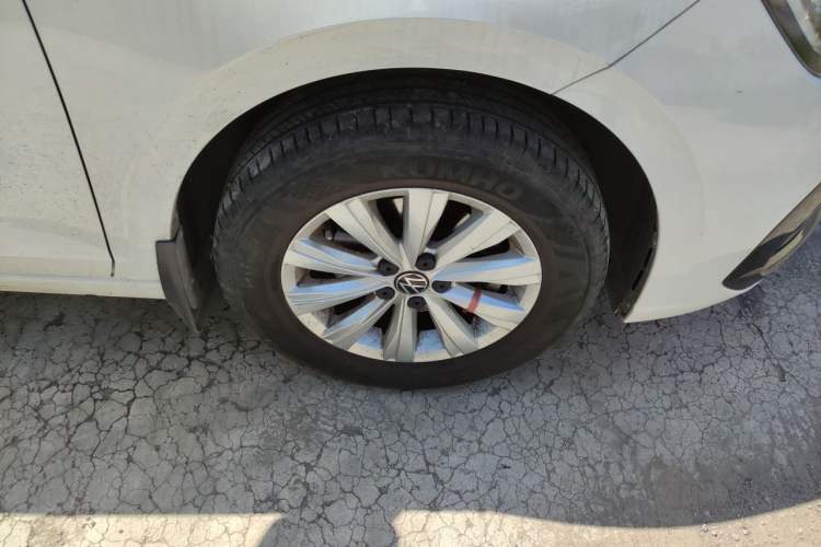 Used Volkswagen Lavida 2023 New Rui 1.5L Automatic New Yi Edition Right Front Wheel Hub