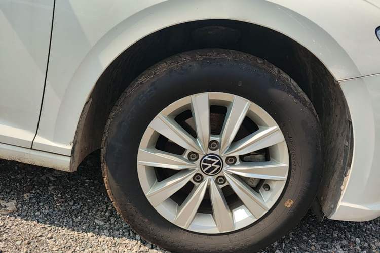 Used Volkswagen Lavida 2023 1.5L Automatic De Yi Edition Right Front Wheel Hub