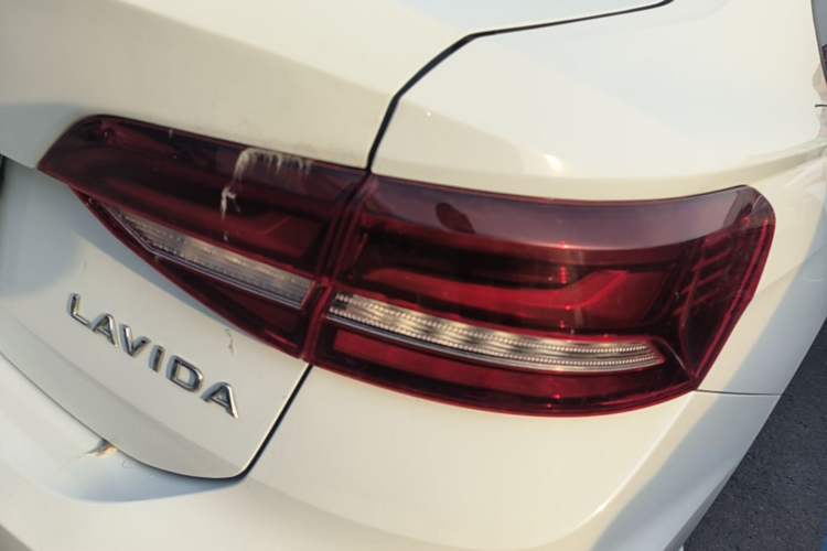 Used Volkswagen Lavida 2023 Revised 1.5L Automatic DeYi Edition Right Rear Taillight