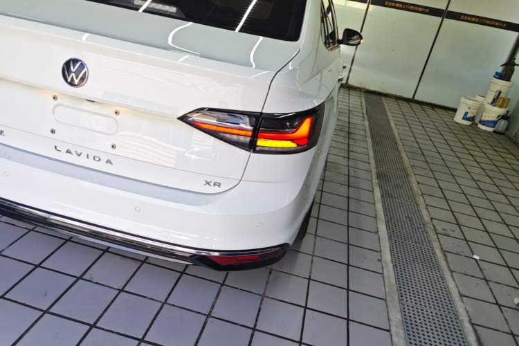 Used Volkswagen Lavida 2023 New Sharp 1.5L Automatic New Wish Edition Right Rear Taillight