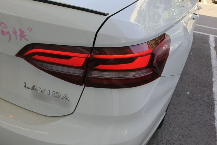 Used Volkswagen Lavida 2023 280TSI DSG Starry Sky Deluxe Edition Right Rear Taillight