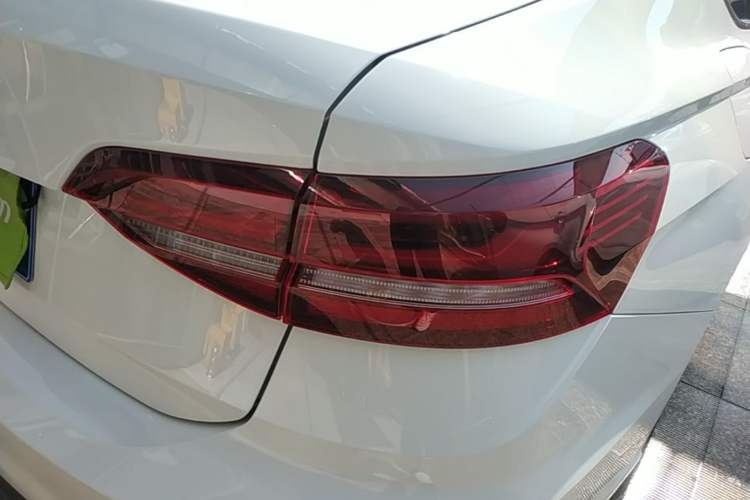 Used Volkswagen Lavida 2023 Revised 1.5L Automatic DeYi Edition Right Rear Taillight