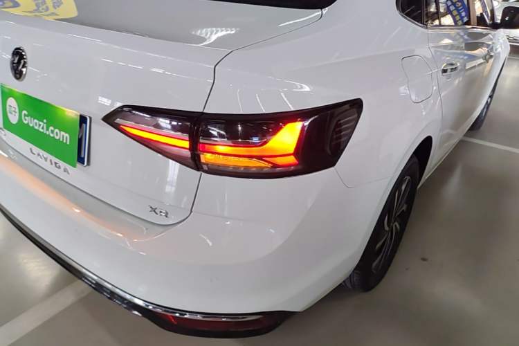 Used Volkswagen Lavida 2023 New Sharp 1.5L Automatic New Wish Edition Right Rear Taillight
