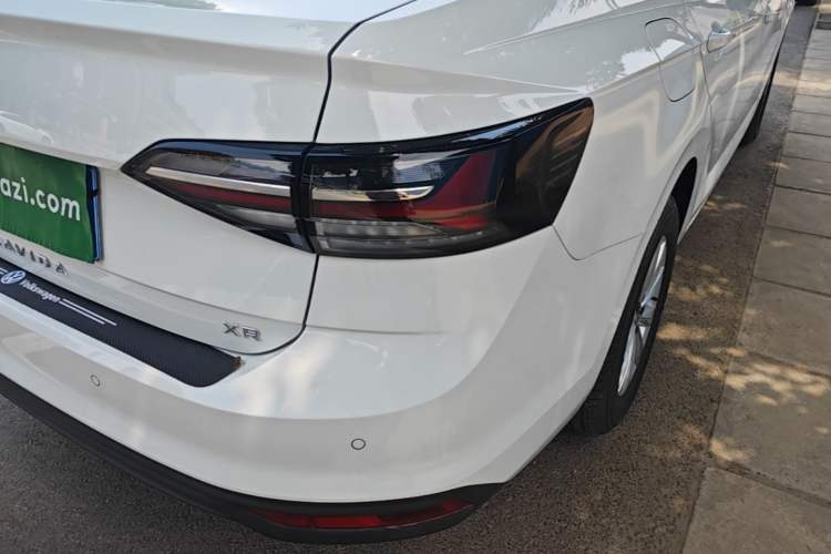 Used Volkswagen Lavida 2023 New Sharp 1.5L Automatic Excellent New Edition Right Rear Taillight