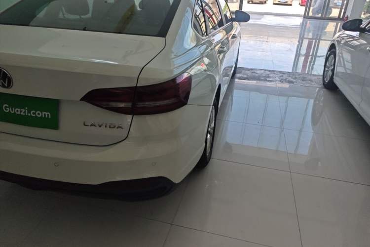 Used Volkswagen Lavida 2023 Revised 1.5L Automatic DeYi Edition Right Rear Taillight