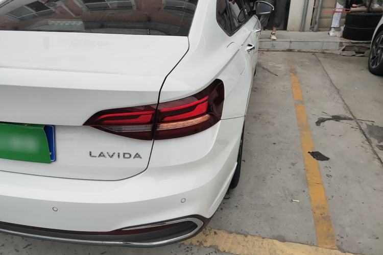Used Volkswagen Lavida 2023 1.5L Automatic 5 Million Edition Right Rear Taillight