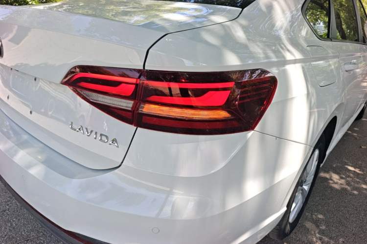 Used Volkswagen Lavida 2023 Revised 1.5L Automatic DeYi Edition Right Rear Taillight