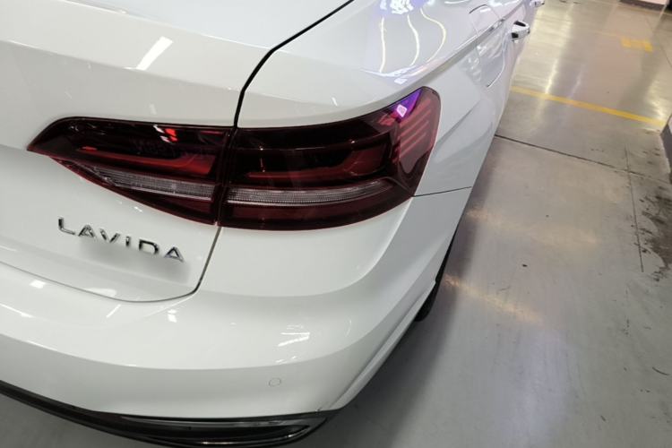 Used Volkswagen Lavida 2023 280TSI DSG Full-Comfort Edition Right Rear Taillight