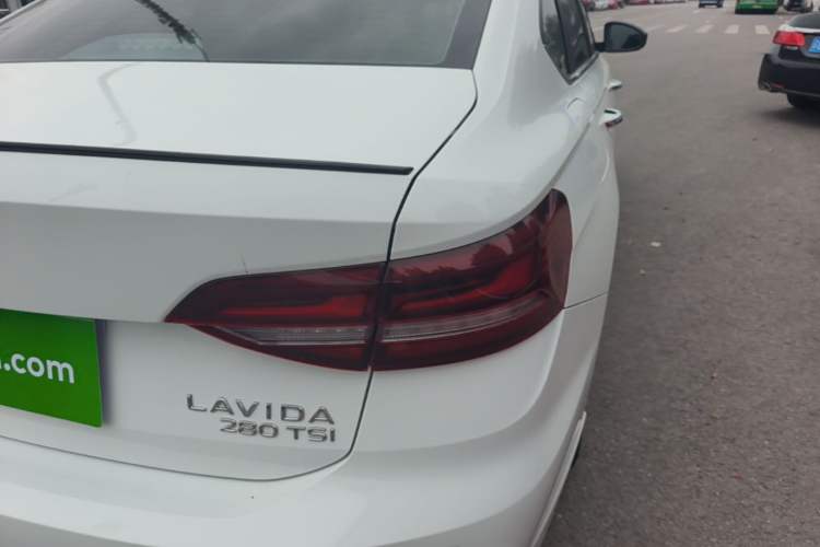 Used Volkswagen Lavida 2023 280TSI DSG Starry Sky Deluxe Edition Right Rear Taillight